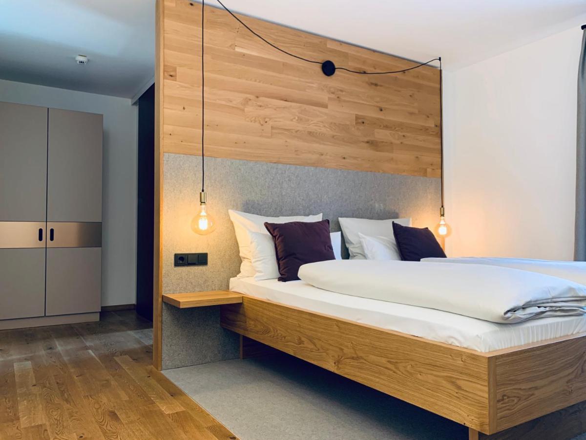 Stadthotel Kachelofen Krumbach Exteriör bild