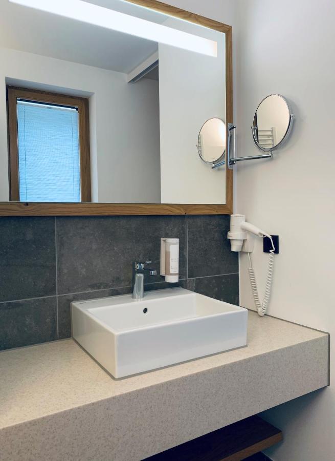 Stadthotel Kachelofen Krumbach Exteriör bild
