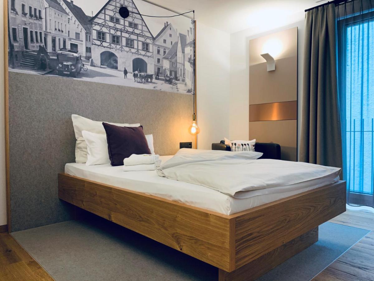 Stadthotel Kachelofen Krumbach Exteriör bild