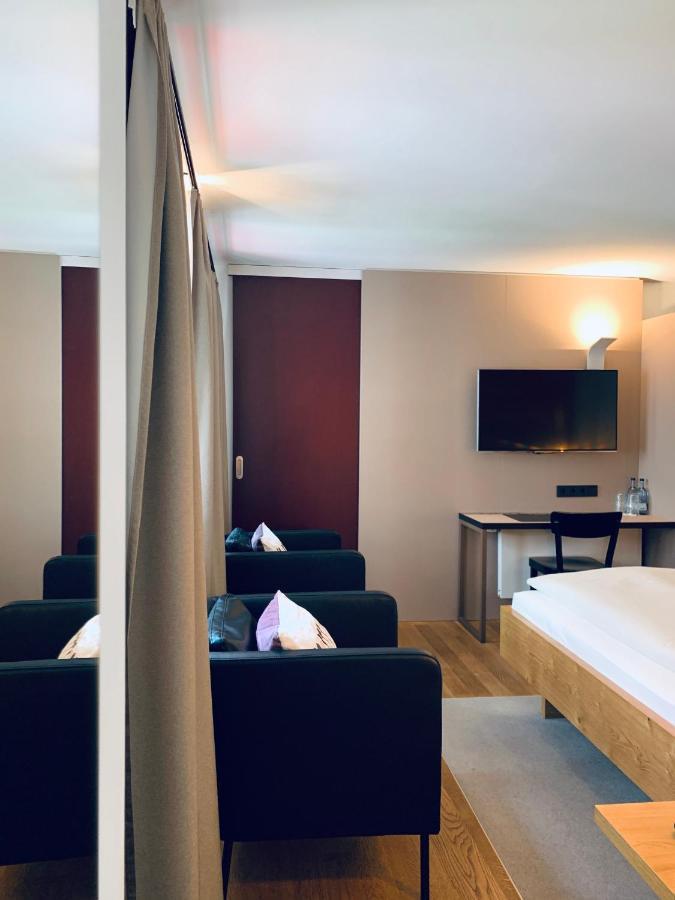 Stadthotel Kachelofen Krumbach Exteriör bild