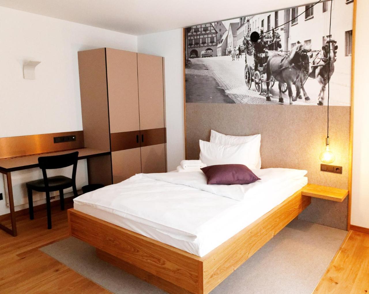 Stadthotel Kachelofen Krumbach Exteriör bild